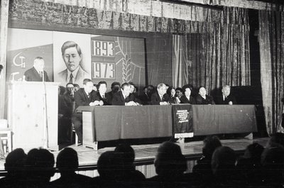 Ойуунский 80 лет (5).jpg