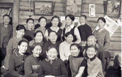 Туолбэ олохтоохторо, оскуола аhыл-н концера (19).jpg