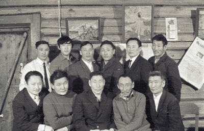 Туолбэ олохтоохторо, оскуола аhыл-н концера (21).jpg