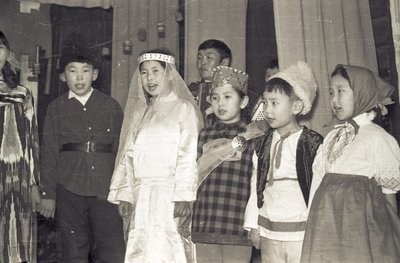 Туолбэ олохтоохторо, оскуола аhыл-н концера (8).jpg