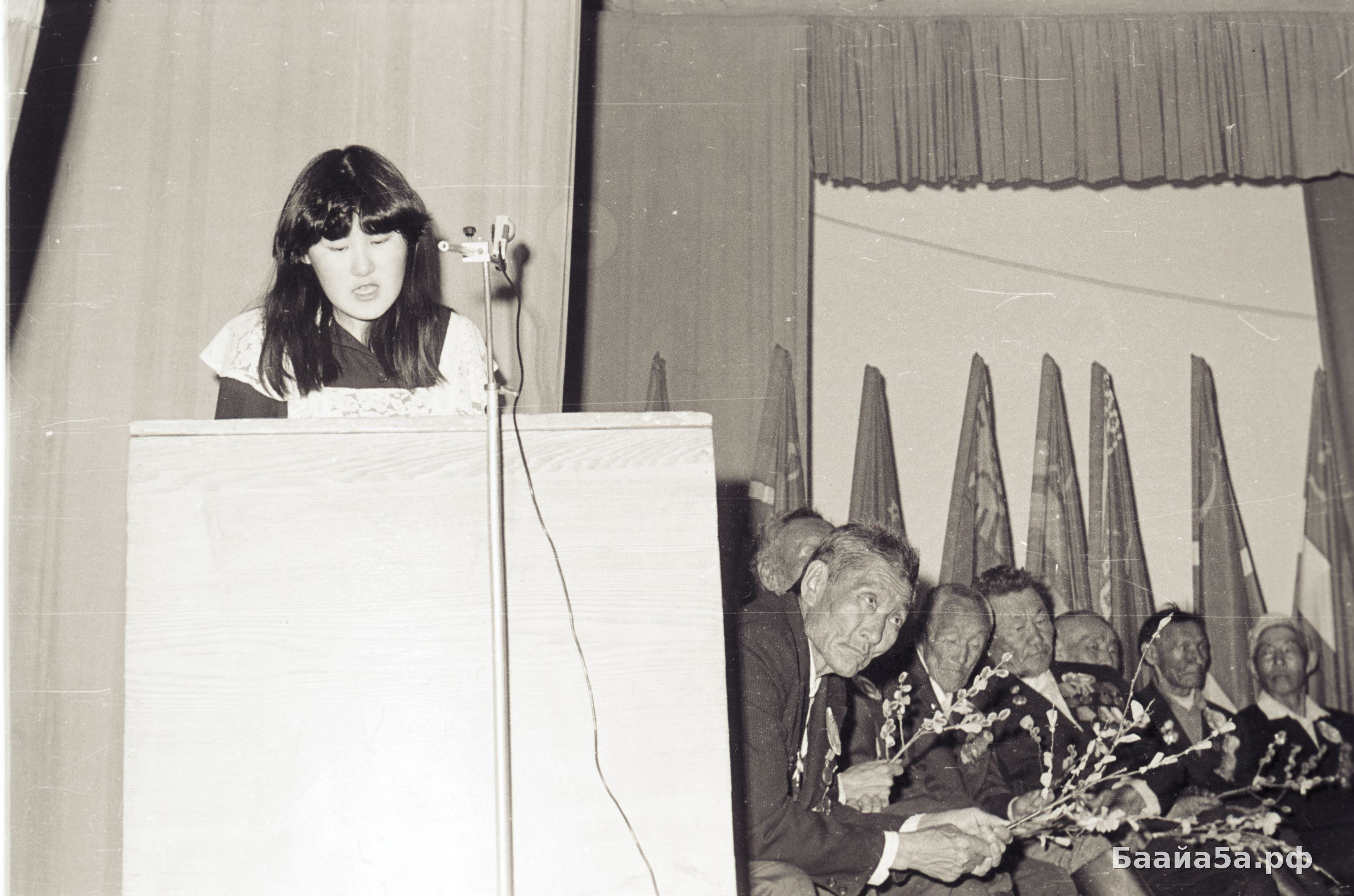 Вечер празднования дня победы с. Томтор (24).jpg