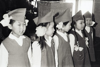 Встреча ветеранов в нач школе (2).jpg