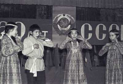 Торжественный митинг к 60-летию СССР (29).jpg